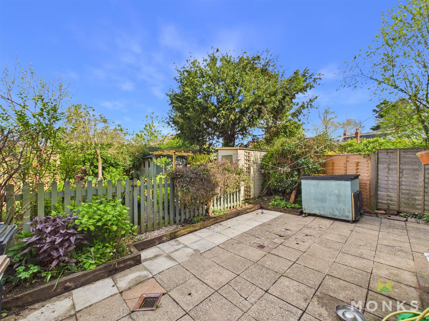 8 Holbache Road, Oswestry, SY11 1RP For Sale